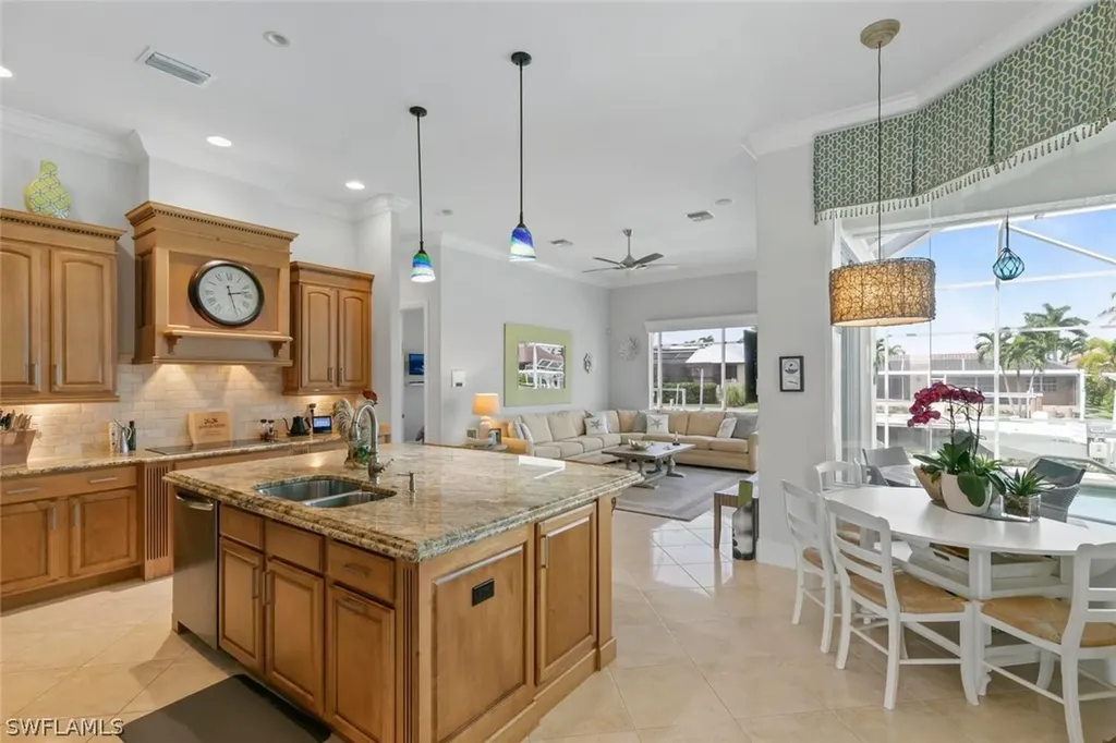 1148 Lamplighter Court Marco Island FL 34145