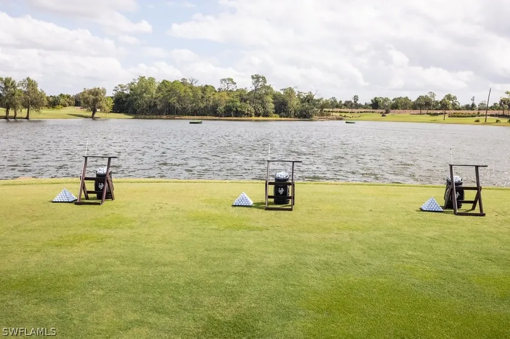 5975 Trophy Drive Naples FL 34110