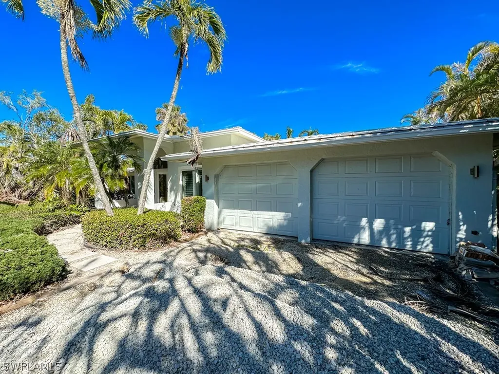428 Lighthouse Way Sanibel FL 33957