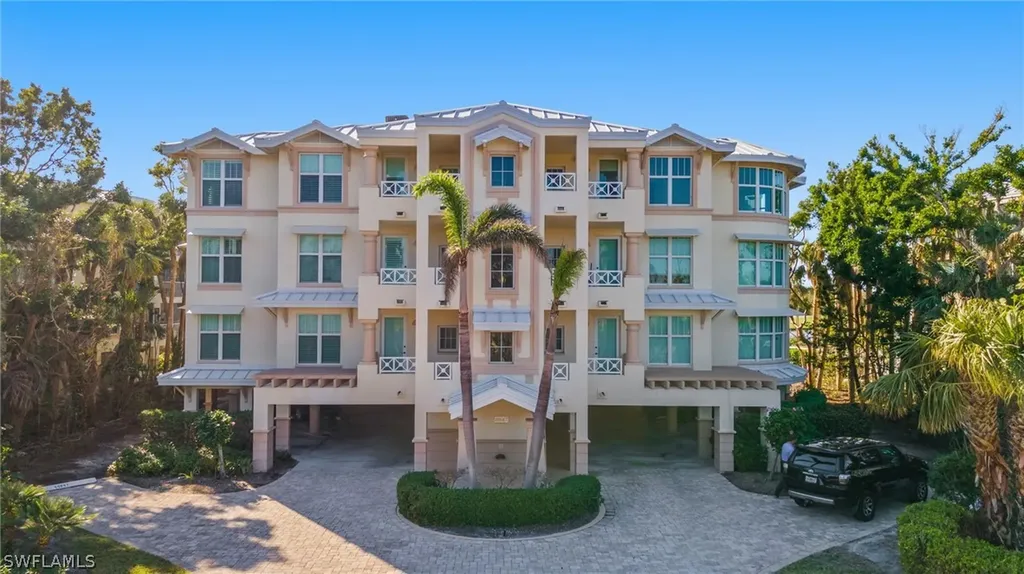 2647 Wulfert Road Sanibel FL 33957