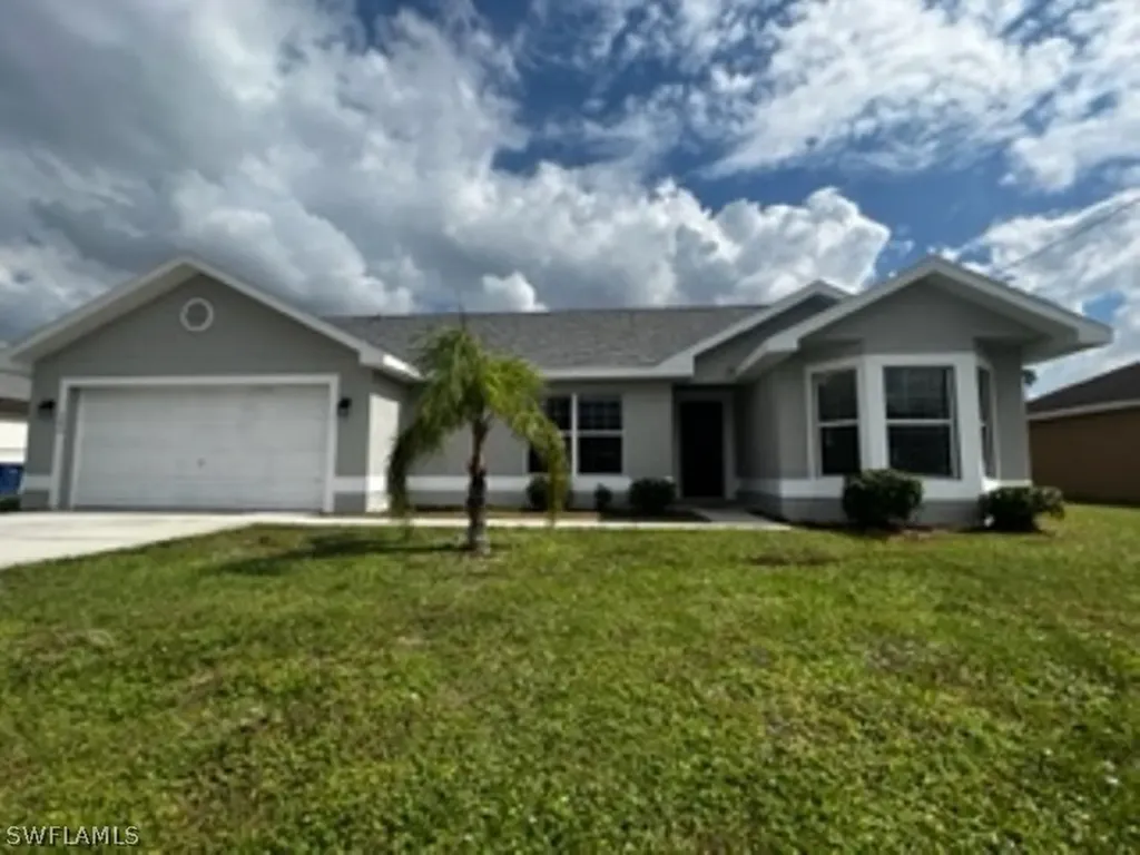 246 North Avenue Lehigh Acres FL 33936