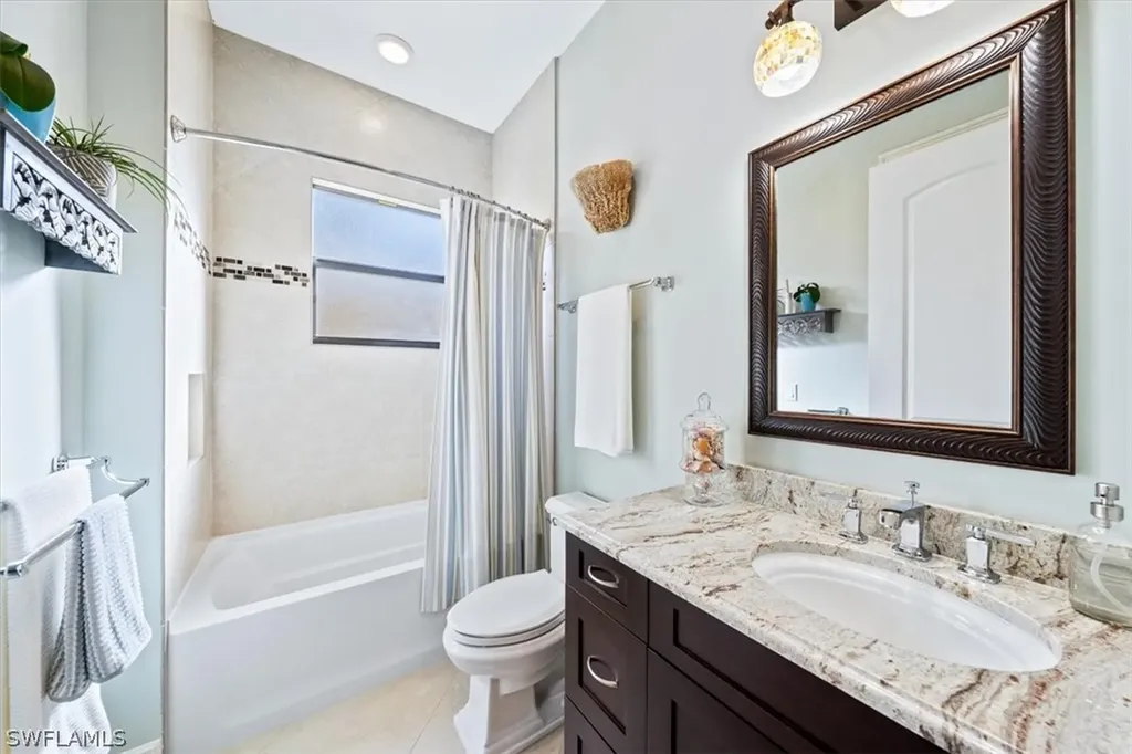 707 104th Avenue N Naples FL 34108