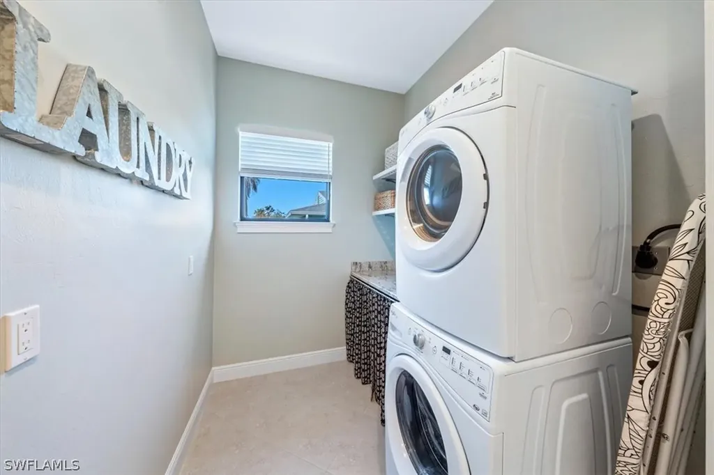 707 104th Avenue N Naples FL 34108