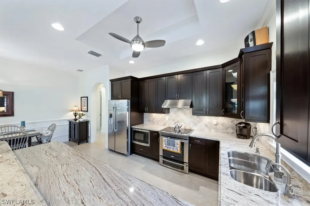 707 104th Avenue N Naples FL 34108