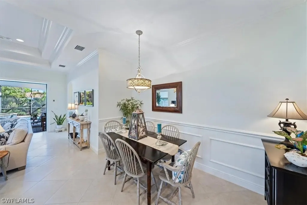 707 104th Avenue N Naples FL 34108