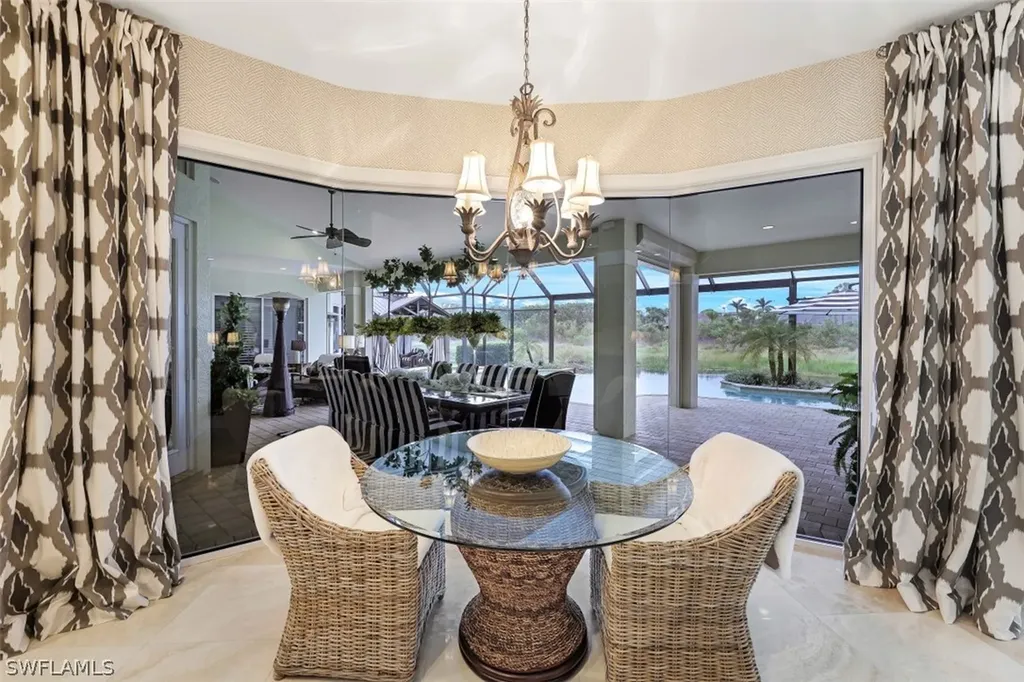 313 Chancery Circle Naples FL 34110