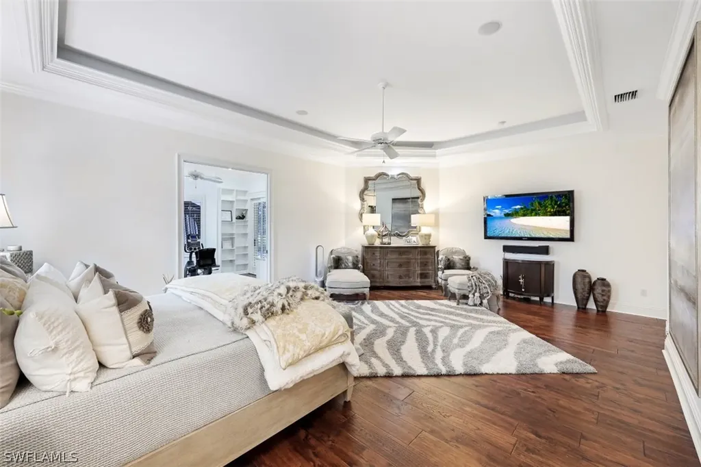313 Chancery Circle Naples FL 34110