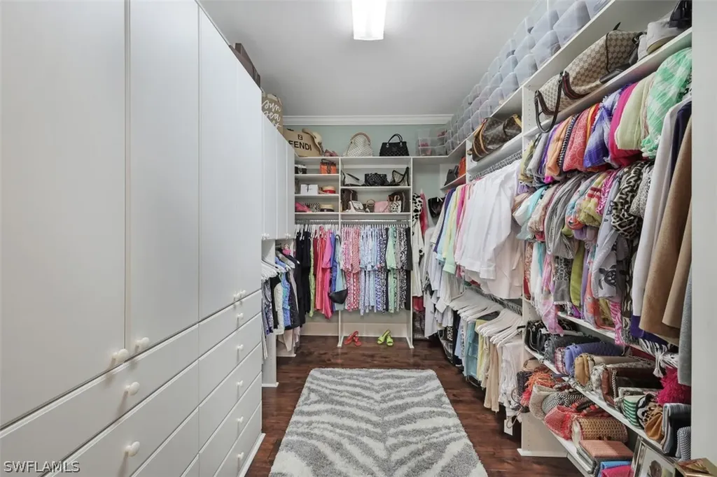 313 Chancery Circle Naples FL 34110