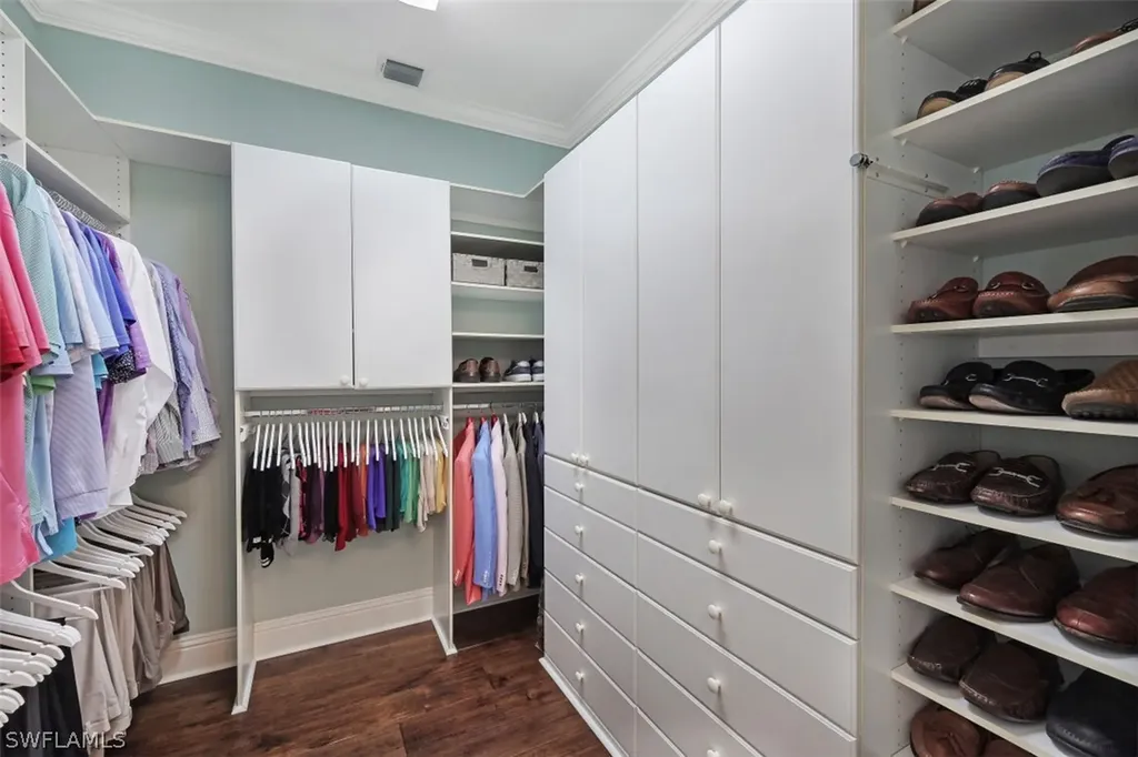 313 Chancery Circle Naples FL 34110