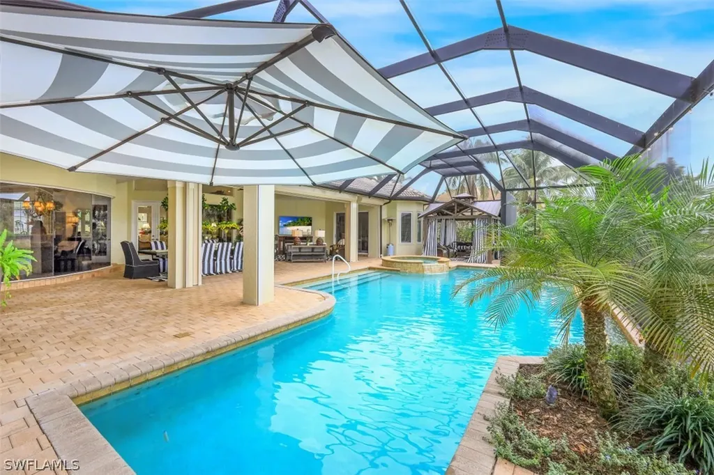 313 Chancery Circle Naples FL 34110