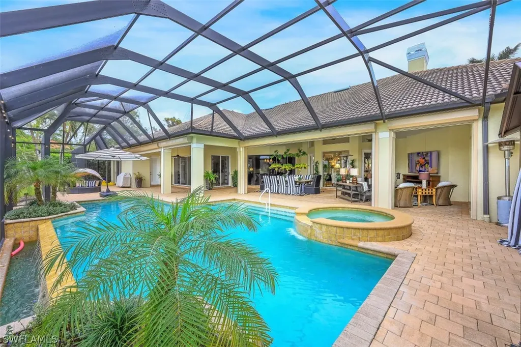 313 Chancery Circle Naples FL 34110