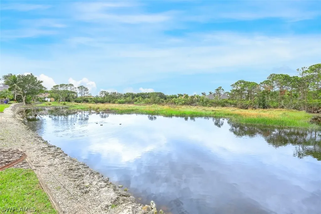 313 Chancery Circle Naples FL 34110