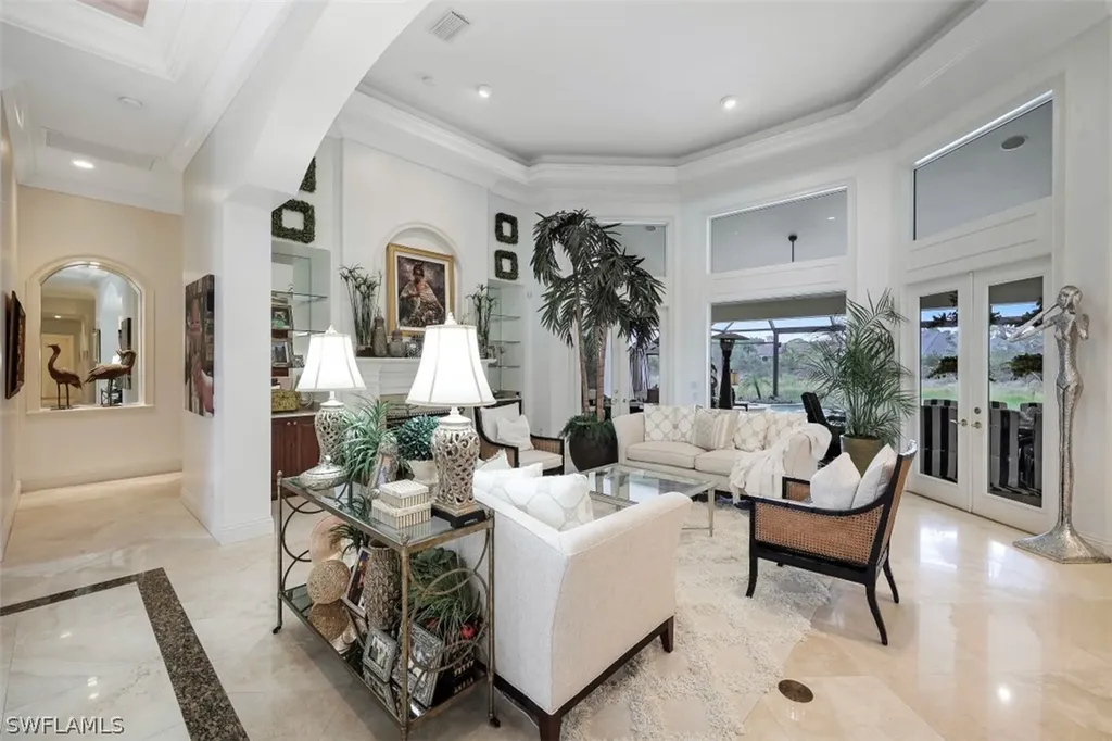 313 Chancery Circle Naples FL 34110