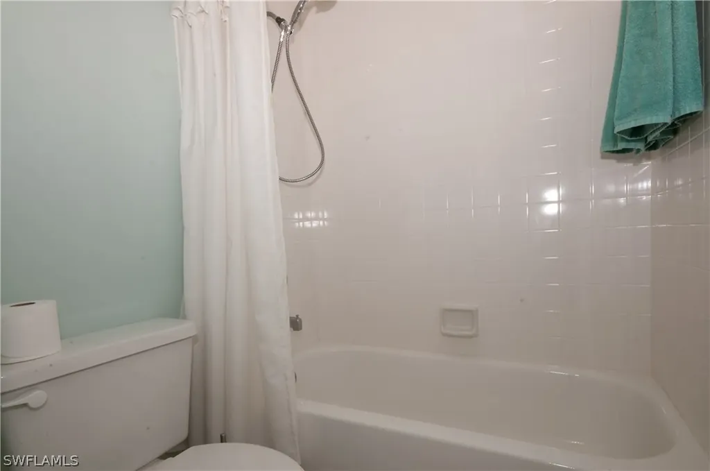 13266 Sherburne Circle Bonita Springs FL 34135