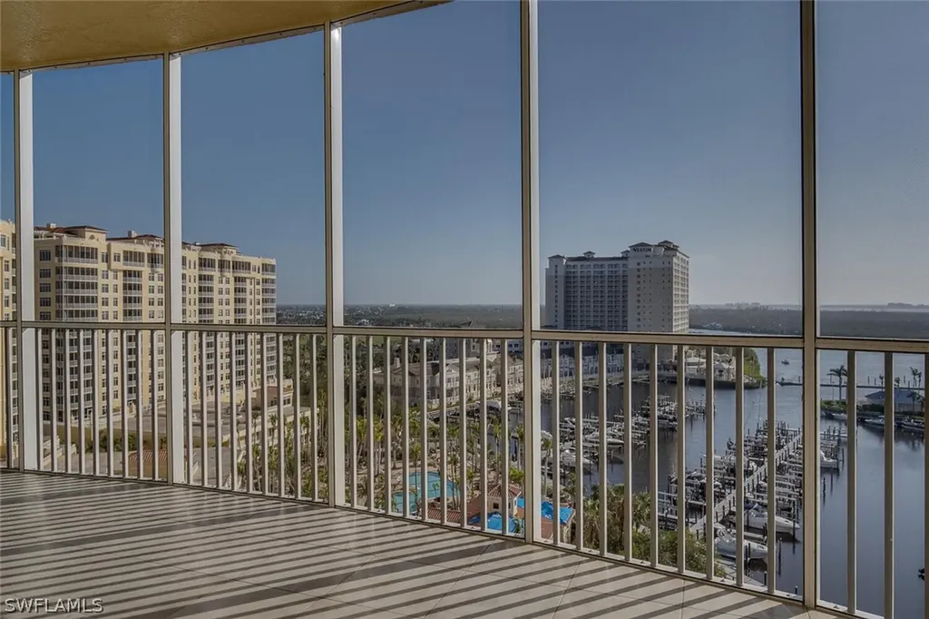 6081 Silver King Boulevard Cape Coral FL 33914