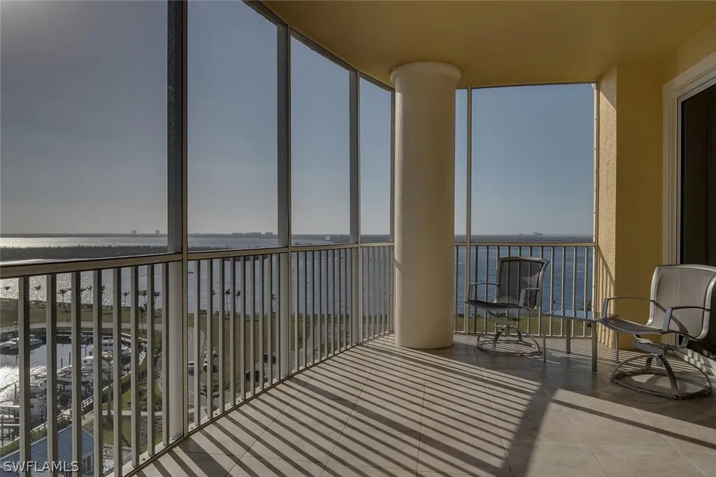 6081 Silver King Boulevard Cape Coral FL 33914