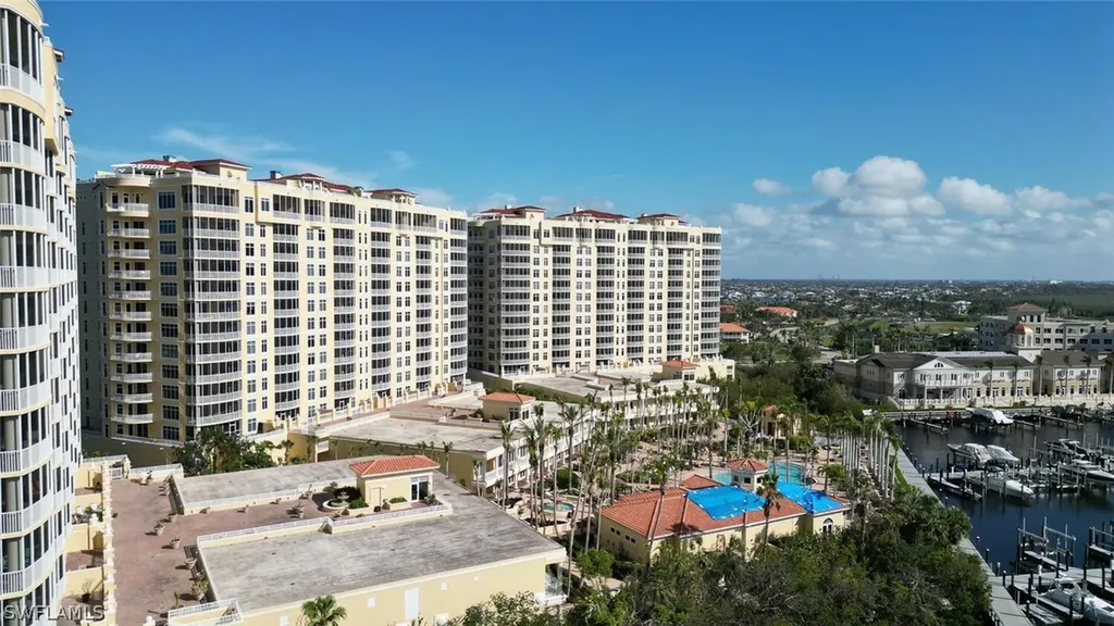 6081 Silver King Boulevard Cape Coral FL 33914