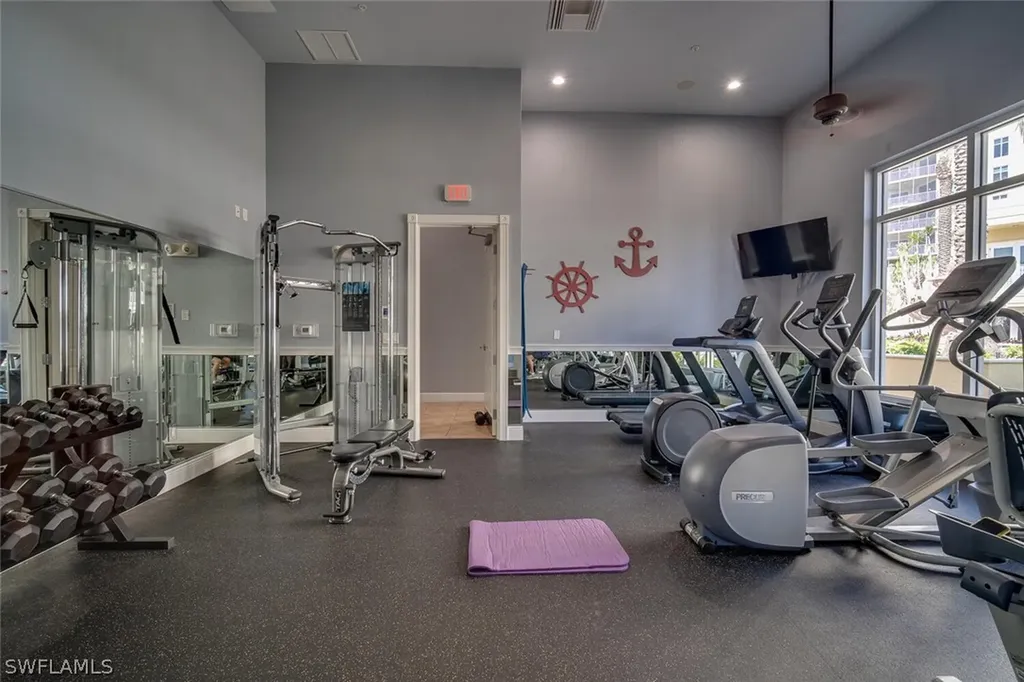 6081 Silver King Boulevard Cape Coral FL 33914