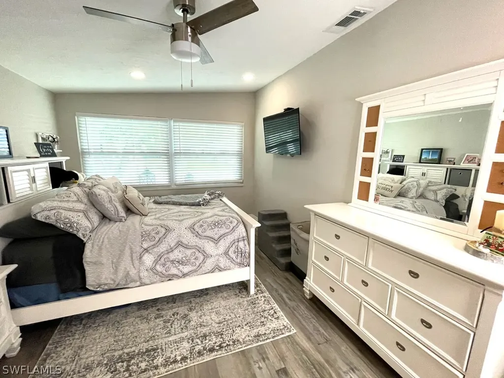 5213 Hardee Street Naples FL 34113