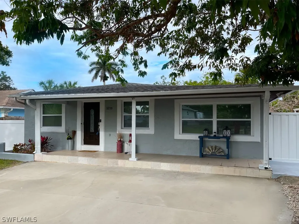 5213 Hardee Street Naples FL 34113