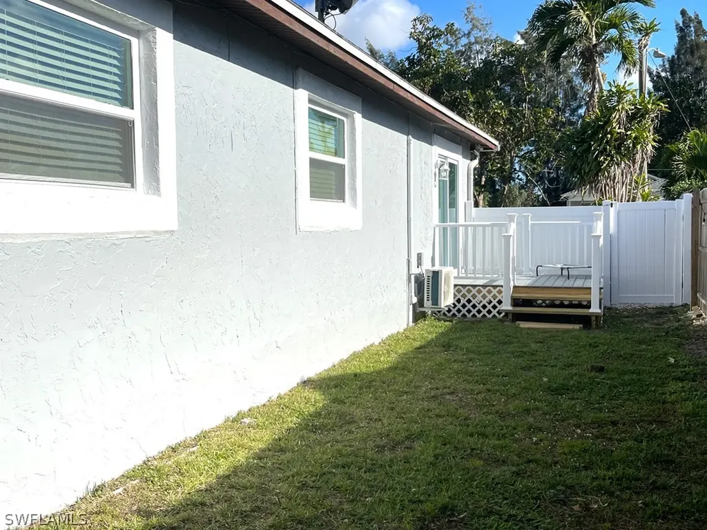 5213 Hardee Street Naples FL 34113