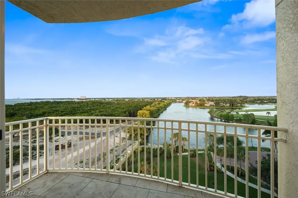 14200 Royal Harbour Court Fort Myers FL 33908