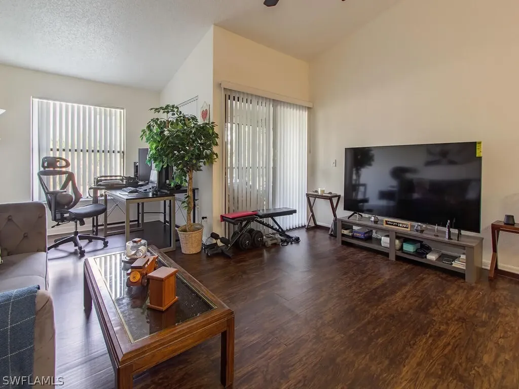 2118 Arbour Walk Circle Naples FL 34109