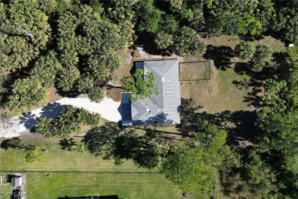2730 8th Avenue NE Naples FL 34120