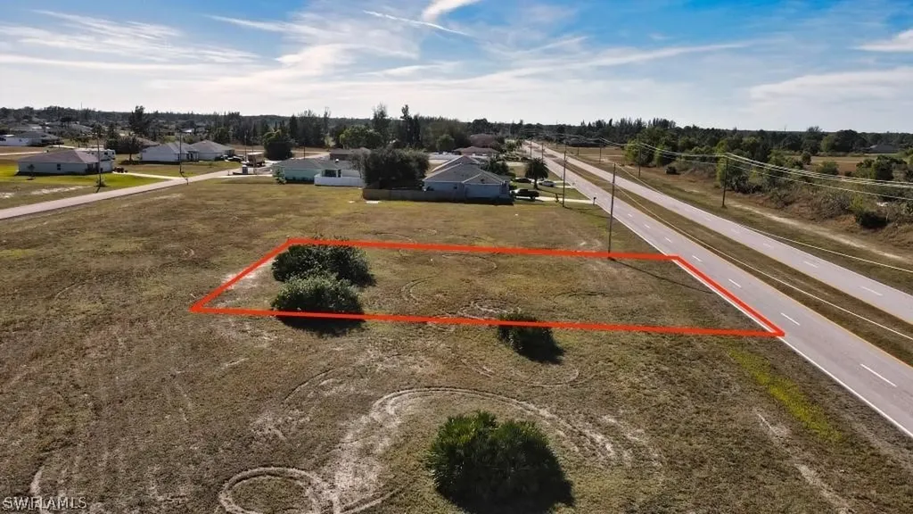 1256 N Gator Circle Cape Coral FL 33909