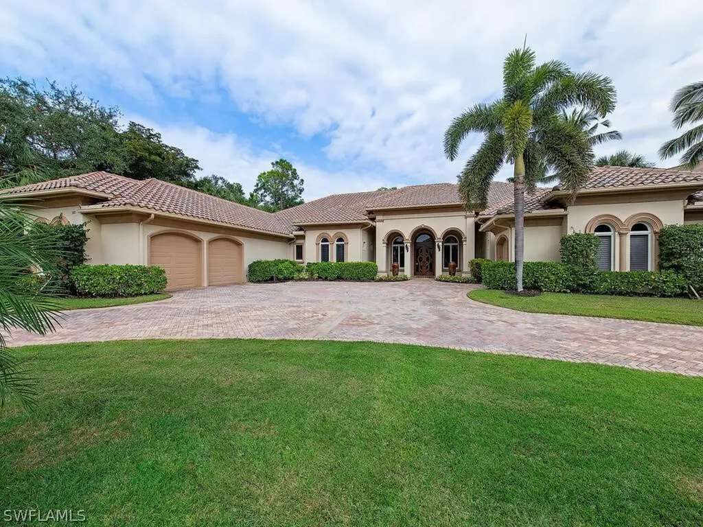 3105 Dahlia Way Naples FL 34105