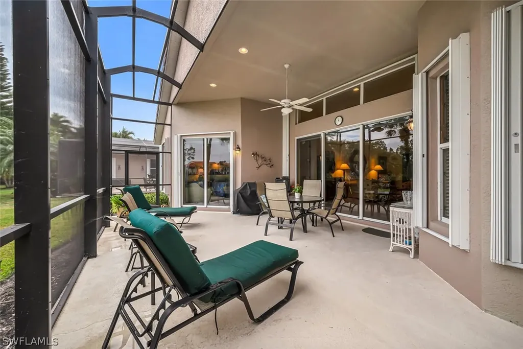 4772 Cerromar Drive Naples FL 34112