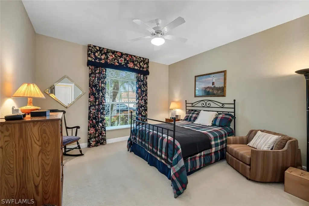 4772 Cerromar Drive Naples FL 34112