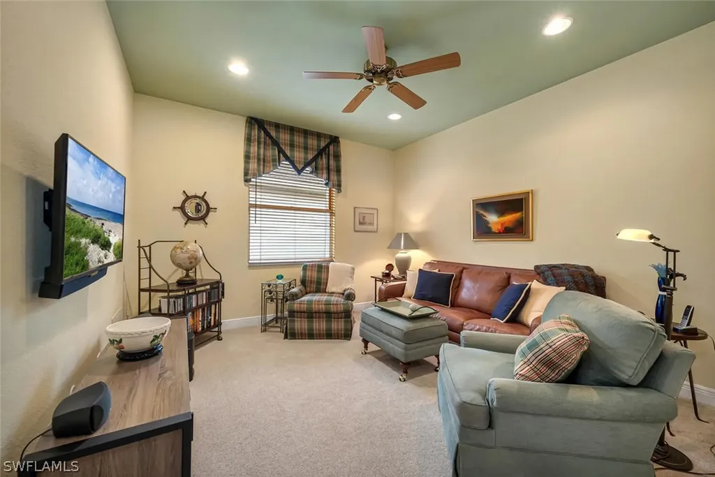 4772 Cerromar Drive Naples FL 34112