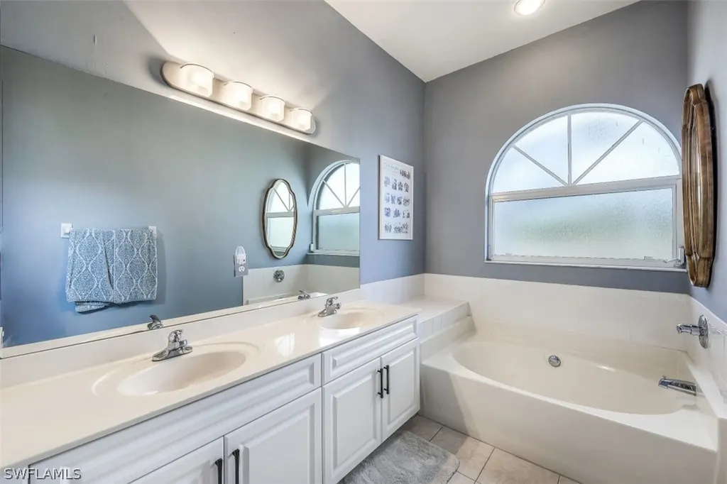 8755 Naples Heritage Drive Naples FL 34112