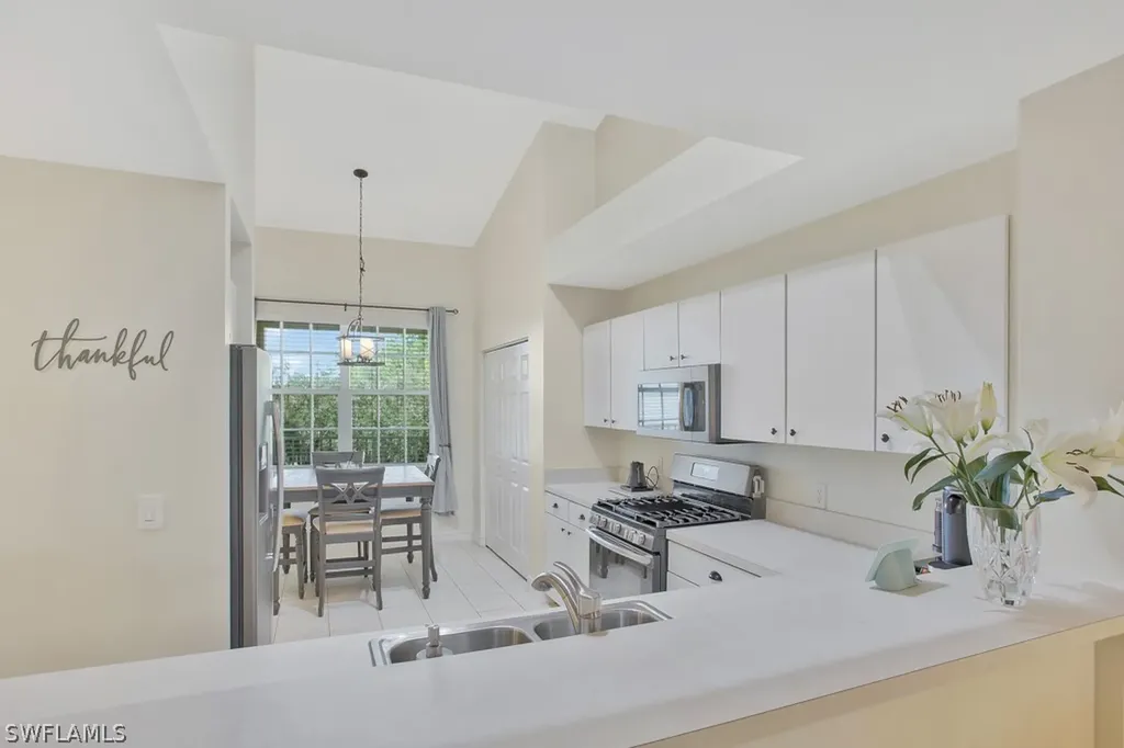 1886 Tarpon Bay Drive S Naples FL 34119