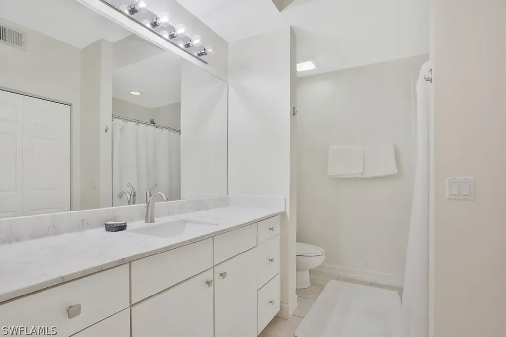 1886 Tarpon Bay Drive S Naples FL 34119