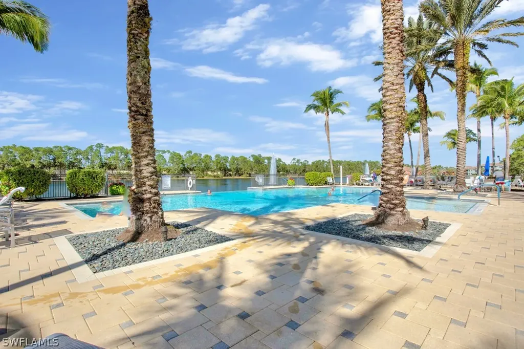 1886 Tarpon Bay Drive S Naples FL 34119