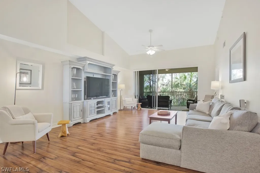 1886 Tarpon Bay Drive S Naples FL 34119