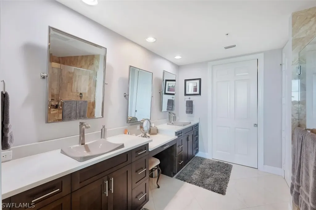 275 Indies Way Naples FL 34110