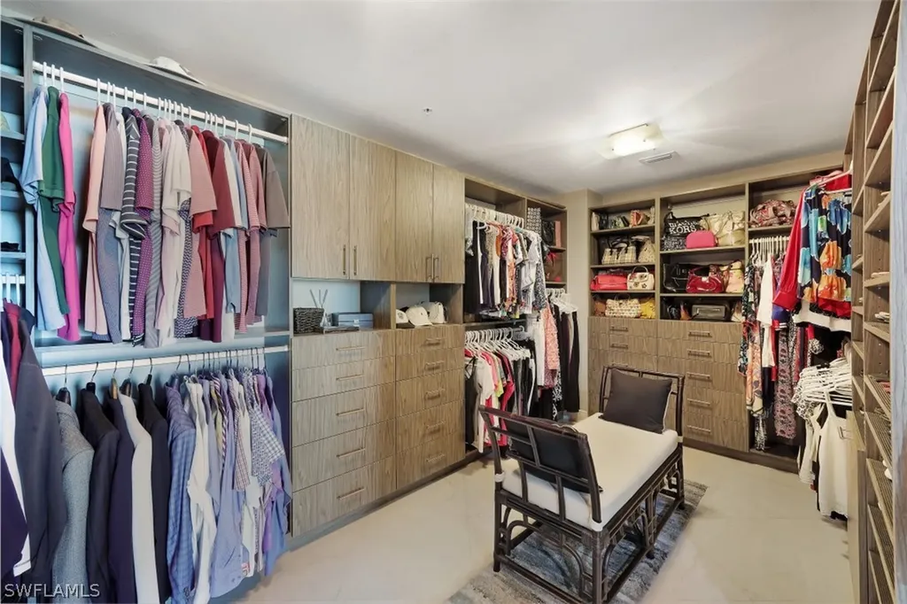 275 Indies Way Naples FL 34110