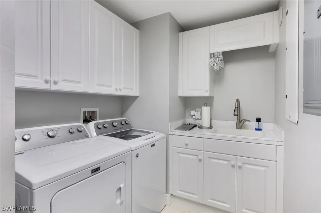 275 Indies Way Naples FL 34110