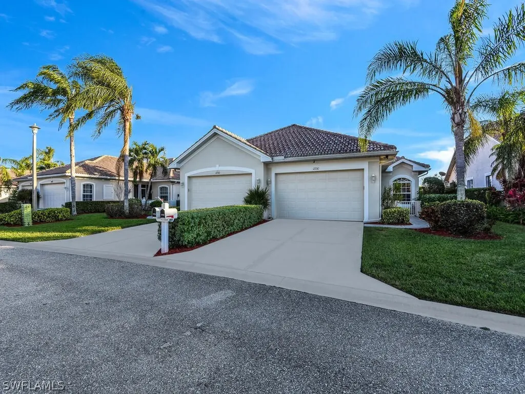 12730 Devonshire Lakes Circle Fort Myers FL 33913