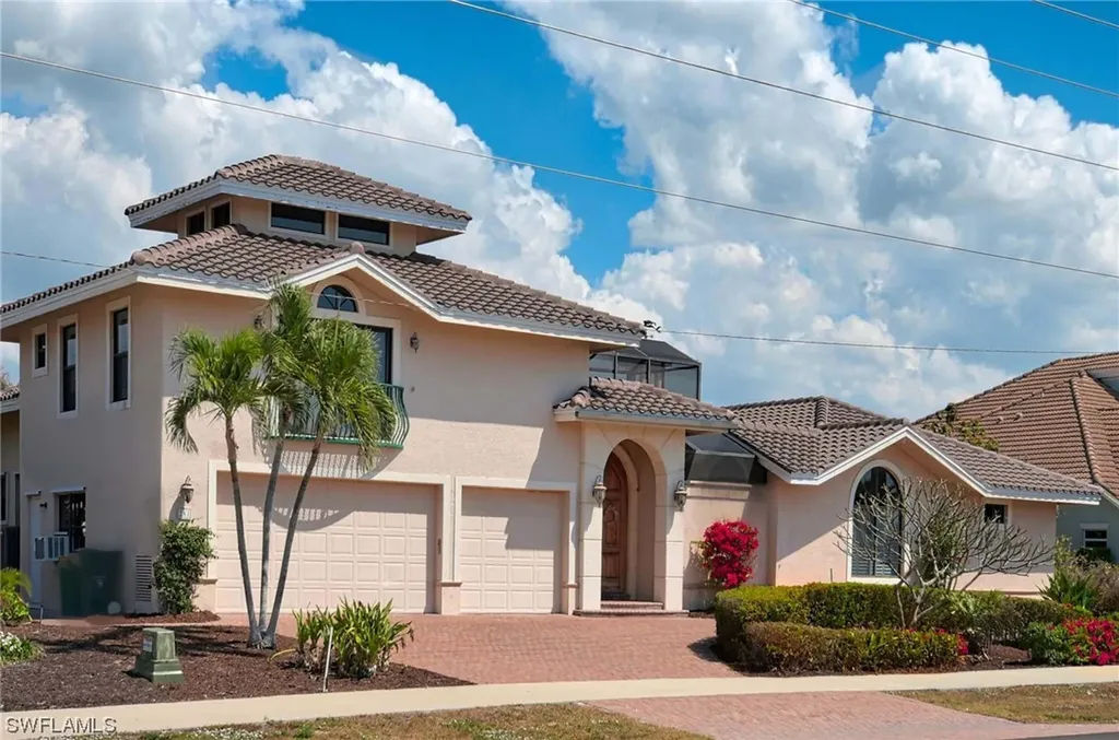 281 N Barfield Drive Marco Island FL 34145