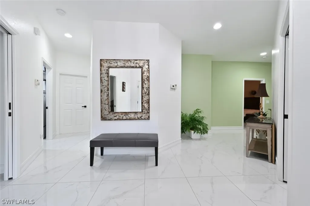 Naples FL, 607 Crossfield Circle, Unit 124