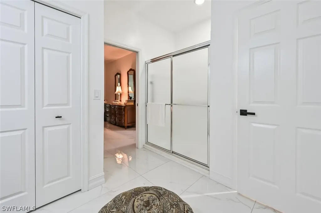 607 Crossfield Circle Naples FL 34104