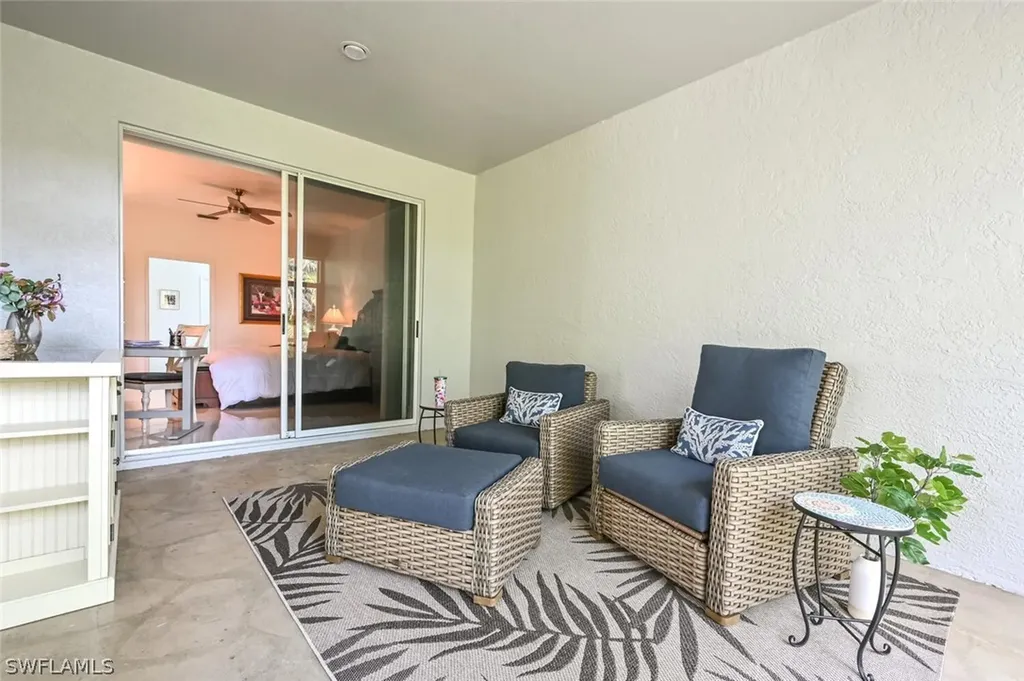 607 Crossfield Circle Naples FL 34104