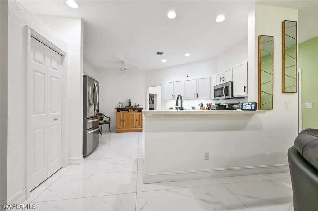 607 Crossfield Circle Naples FL 34104