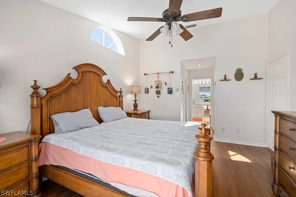 704 Belville Boulevard Naples FL 34104
