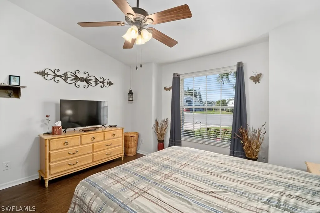 704 Belville Boulevard Naples FL 34104