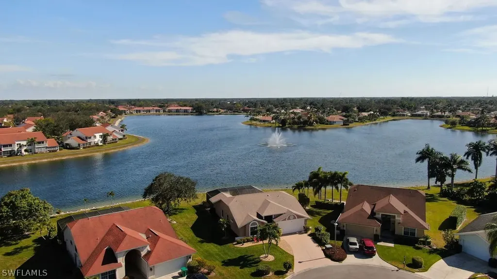 704 Belville Boulevard Naples FL 34104